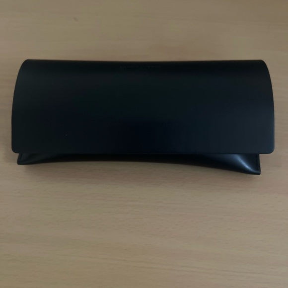 Saint Laurent Round/Oval Sunglasses - Picture 4 of 12